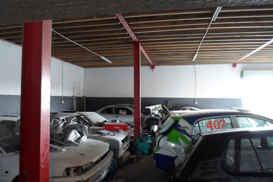 To Let commercial Property for Rent in Retreat Western Cape